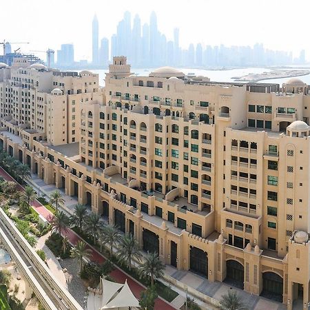 Fantastay - Palm Jumeirah Dubai Exterior photo